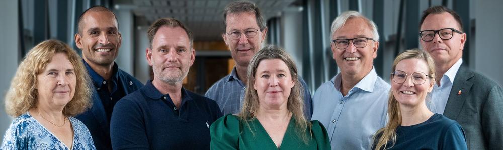 Styrgruppen för Centrum för katastrofmedicin, från vänster ses: Eva Wallström, Yohan Robinson, Joakim Björås, Erik Johnsson, Hanna Maurin, Peter Naredi, Charlotta Lundin och Göran Sandström